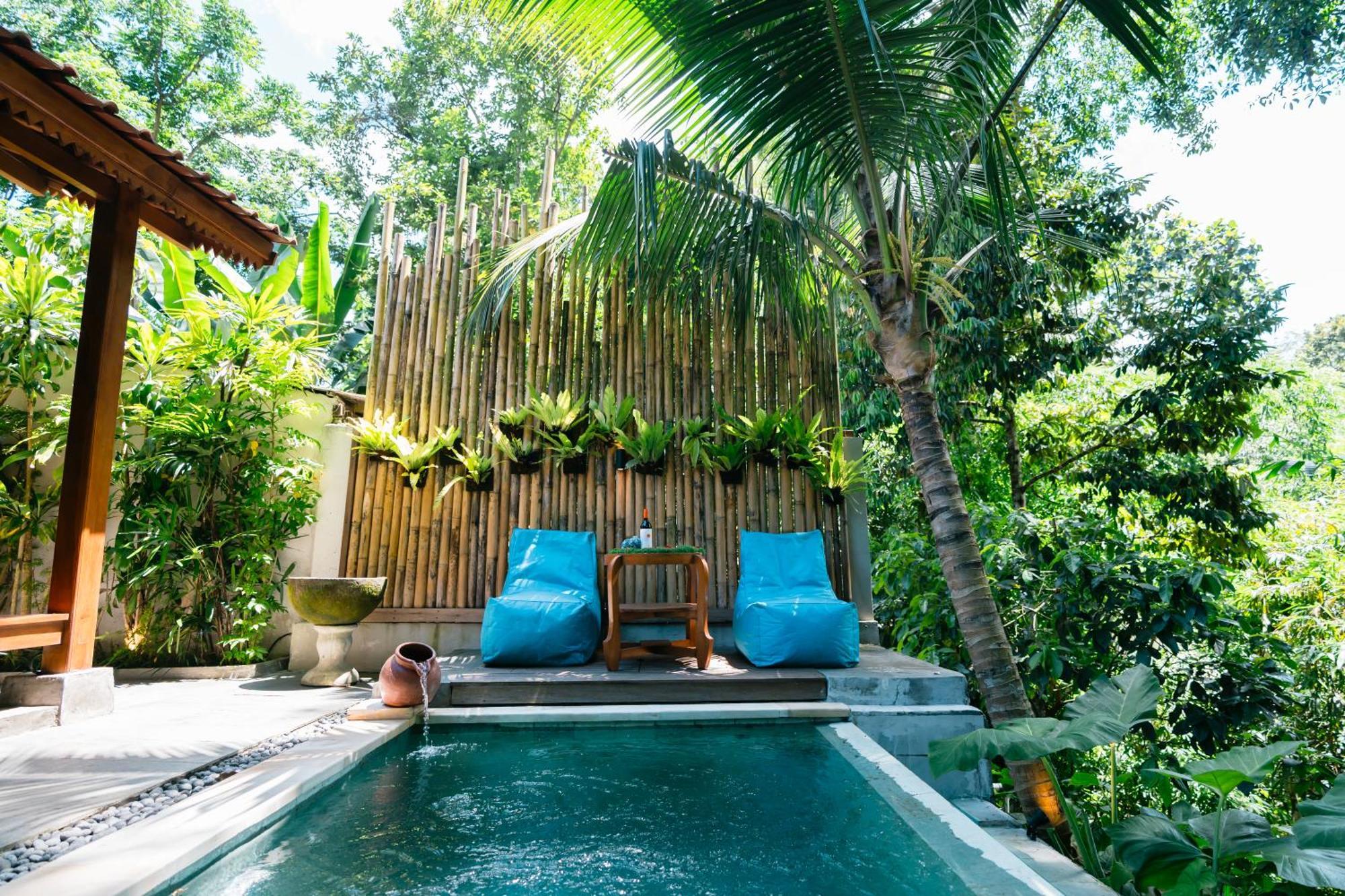 Отель Ngesil Private Joglo & Pool Убуд Экстерьер фото